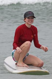 Avril Lavigne feet photo thumbnail