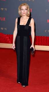 Gillian Anderson feet photo thumbnail