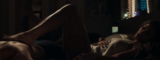 Grazi Massafera feet photo thumbnail