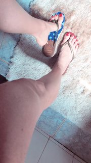 Alaine Crissiê feet photo thumbnail