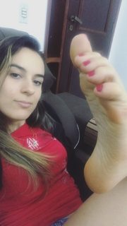Alaine Crissiê feet photo thumbnail