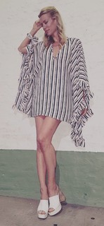 Nicole Neumann feet photo thumbnail