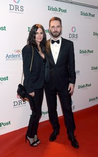 Courteney Cox feet photo thumbnail