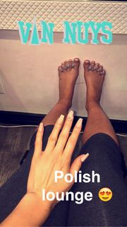 Lauren R. Wood feet photo thumbnail