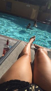 Lauren R. Wood feet photo thumbnail