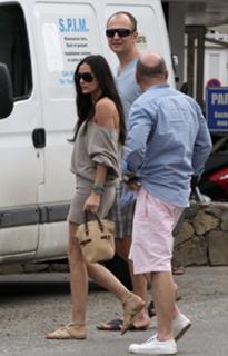 Demi Moore feet photo thumbnail