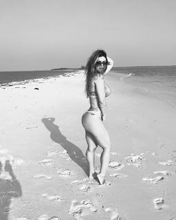 Kelly Key feet photo thumbnail
