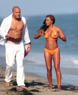 Mel B feet photo thumbnail