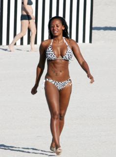 Mel B feet photo thumbnail