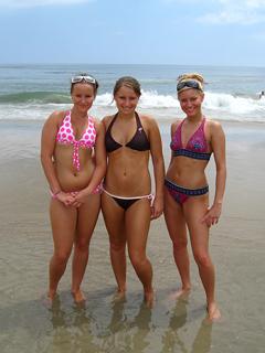 Justine Ezarik feet photo thumbnail