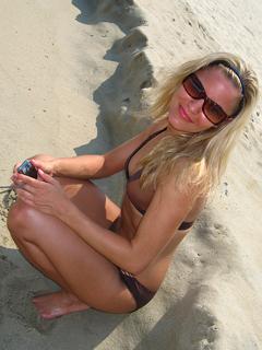 Justine Ezarik feet photo thumbnail