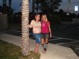 Justine Ezarik feet photo thumbnail