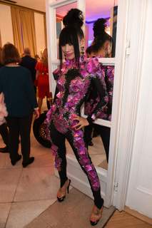Bai Ling feet photo thumbnail