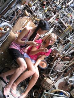 Justine Ezarik feet photo thumbnail