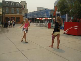 Justine Ezarik feet photo thumbnail
