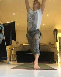 Fearne Cotton feet photo thumbnail