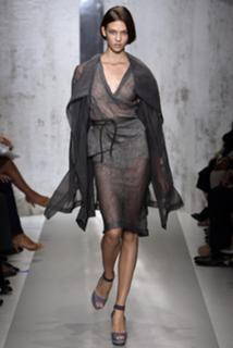 Karlie Kloss feet photo thumbnail