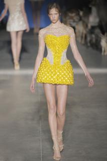 Karlie Kloss feet photo thumbnail