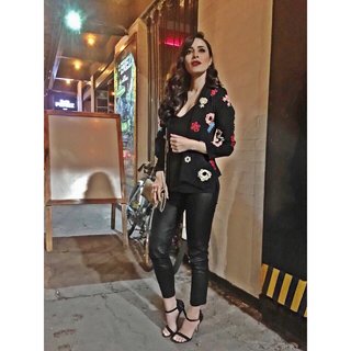 Cynthia Rodríguez feet photo thumbnail