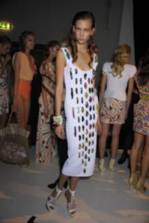 Karlie Kloss feet photo thumbnail