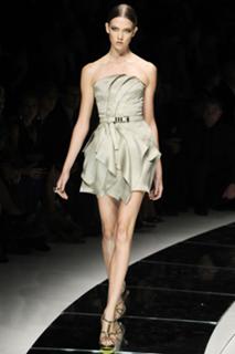 Karlie Kloss feet photo thumbnail
