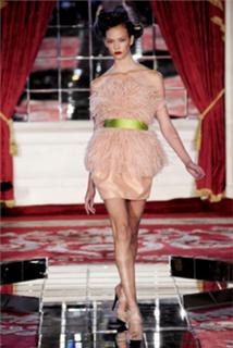 Karlie Kloss feet photo thumbnail