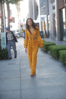 Karrueche Tran feet photo thumbnail