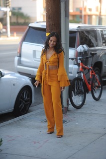 Karrueche Tran feet photo thumbnail