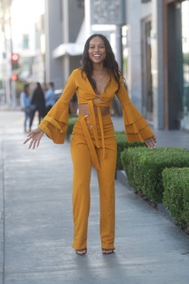 Karrueche Tran feet photo thumbnail