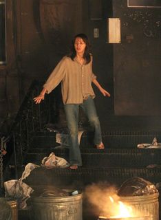 Naomi Watts feet photo thumbnail