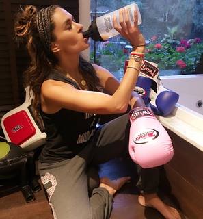 Galilea Montijo feet photo thumbnail