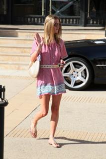 Nicky Rothschild feet photo thumbnail