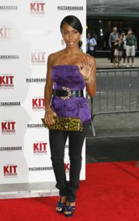 Jada Pinkett Smith feet photo thumbnail