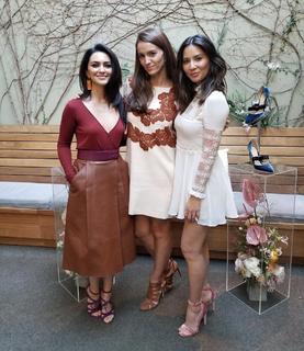 Olivia Munn feet photo thumbnail