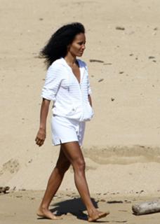 Jada Pinkett Smith feet photo thumbnail