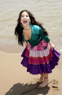 Natalia Oreiro feet photo thumbnail