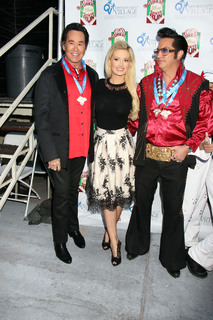 Holly Madison feet photo thumbnail