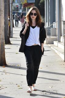 Lily Collins feet photo thumbnail