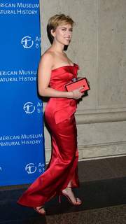 Scarlett Johansson feet photo thumbnail
