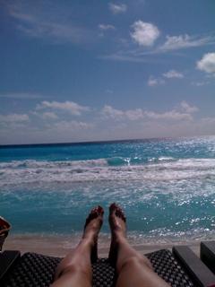 Justine Ezarik feet photo thumbnail