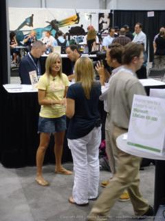 Justine Ezarik feet photo thumbnail