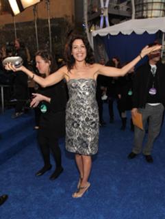 Lisa Edelstein feet photo thumbnail