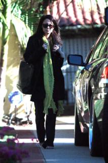 Nicole Richie feet photo thumbnail