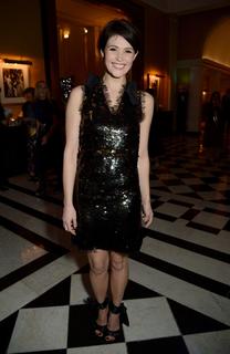 Gemma Arterton feet photo thumbnail