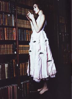 Keira Knightley feet photo thumbnail