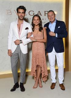 Alicia Vikander feet photo thumbnail