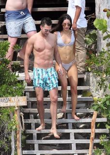 Jen Selter feet photo thumbnail