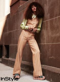 Zendaya feet photo thumbnail