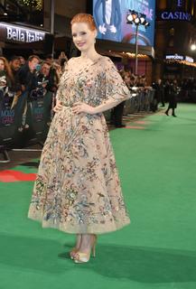 Jessica Chastain feet photo thumbnail