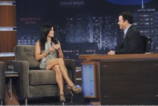 Courteney Cox feet photo thumbnail